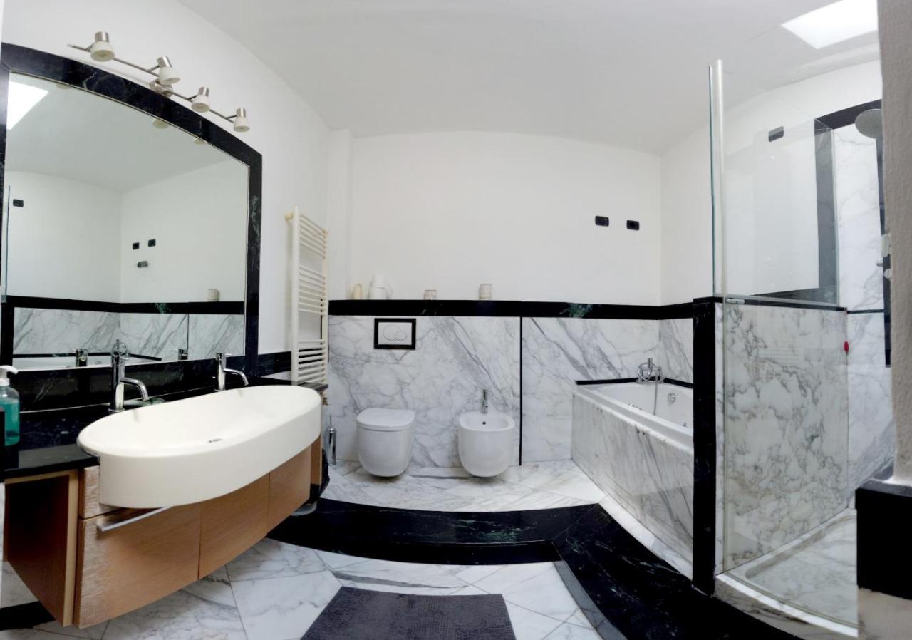 Stupenda Mansarda Centralissima, Finiture Di Lusso Carrara Buitenkant foto